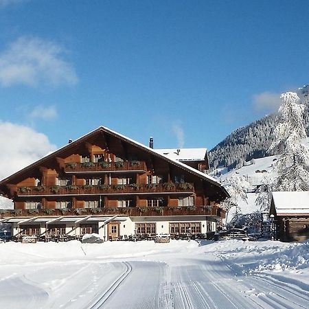 Hotel Alpenland Gstaad Zewnętrze zdjęcie