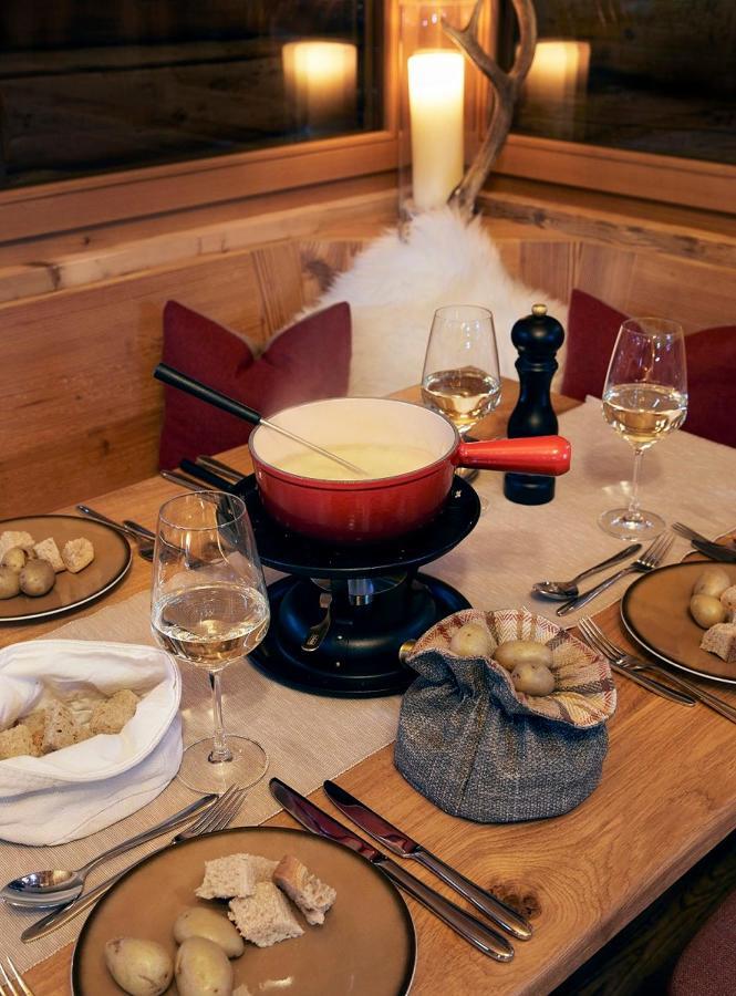 Hotel Alpenland Gstaad Zewnętrze zdjęcie